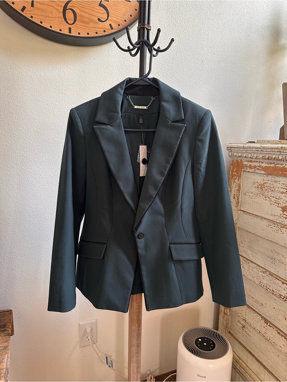 Tailored Single-Button Blazer Color: Deep Sea size 6